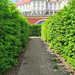 Royal Apartman *